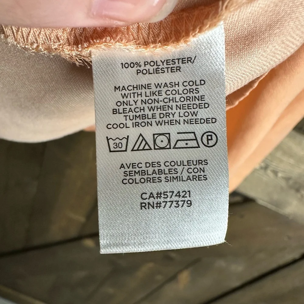 LOFT Women’s Colorblock Halter blouse- Size Small (S) - Picture 5 of 6